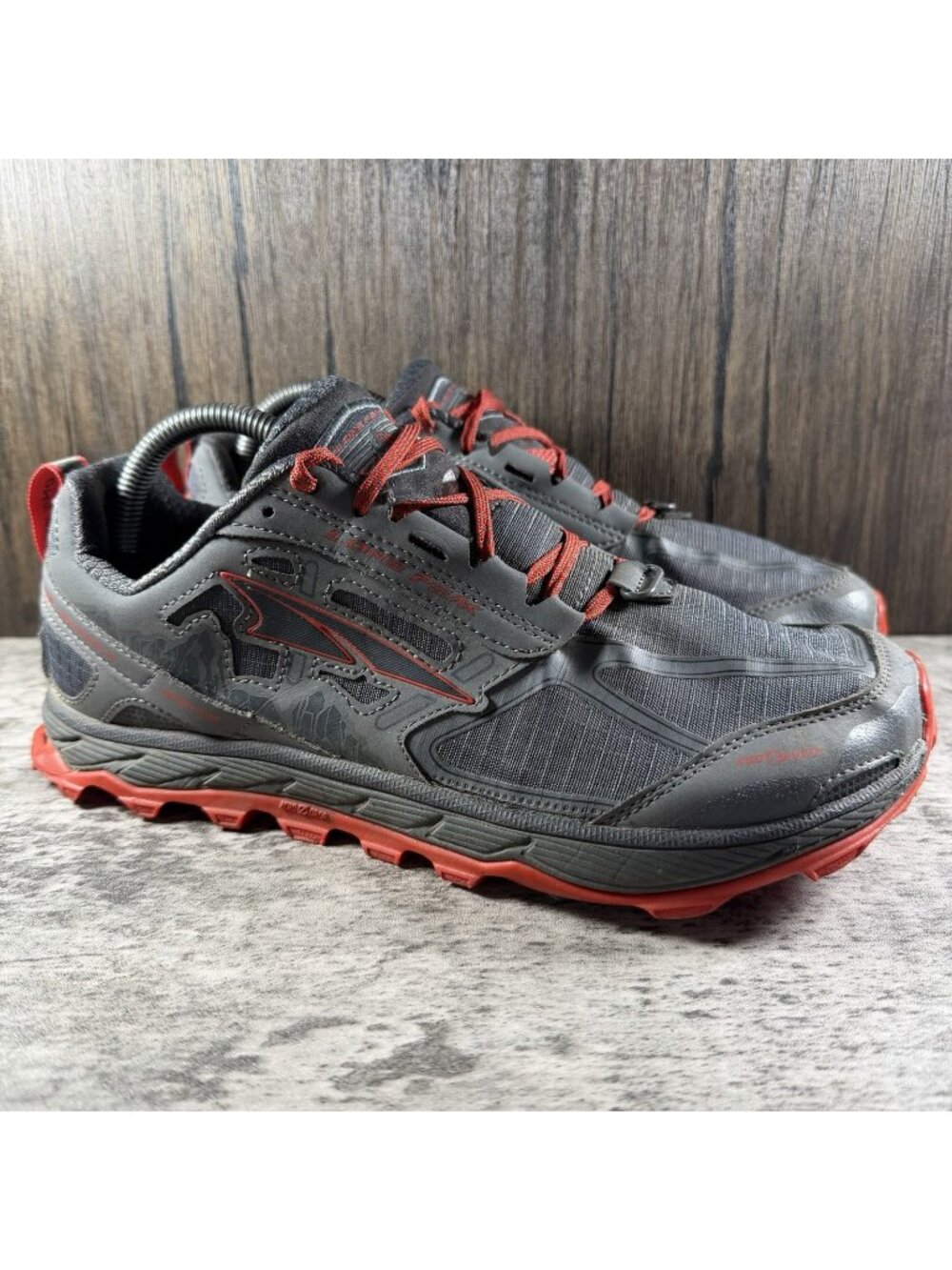 Altra Lone Peak 4 Mens Size 8.5 Black Red Trail Running Shoes Hiking Camping